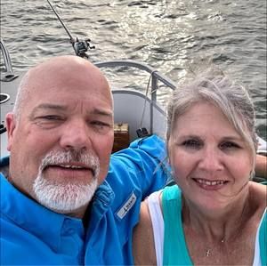 Meet your Posher, Christy